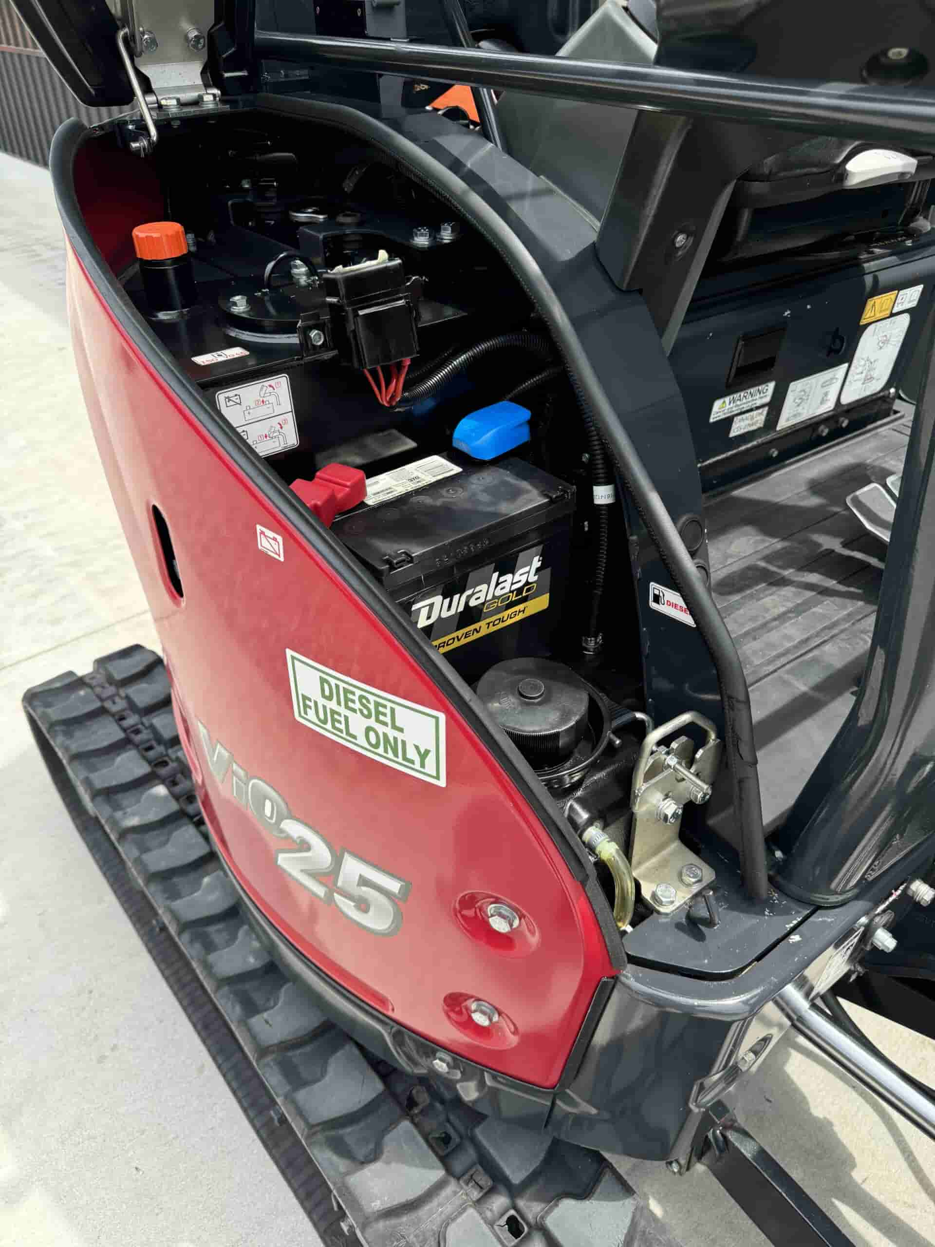 2022 YANMAR VIO25
